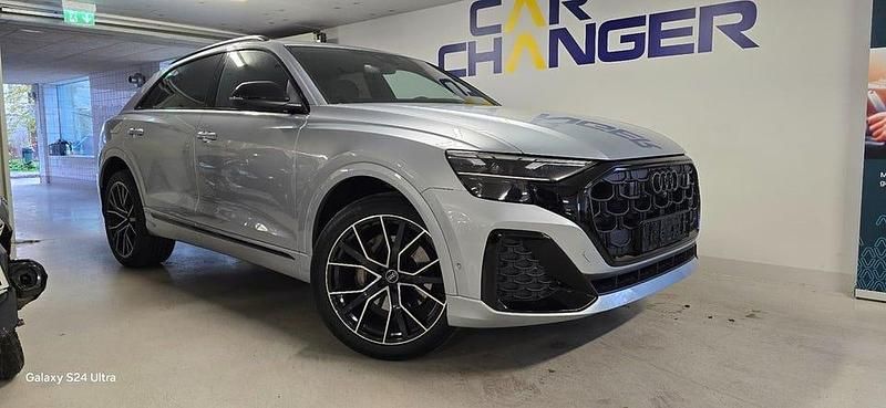 Begagnad Audi Q8 S-Line 286 HK (210 kW) 2025 Silver SUV