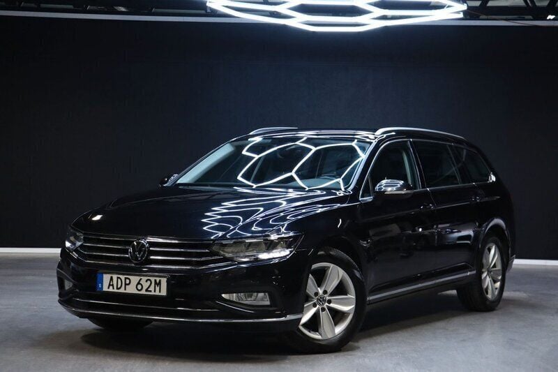 Svart Begagnad 2021 VW Passat GT Kombi | 289 900 kr (Marknadspris) - Bild 1/4