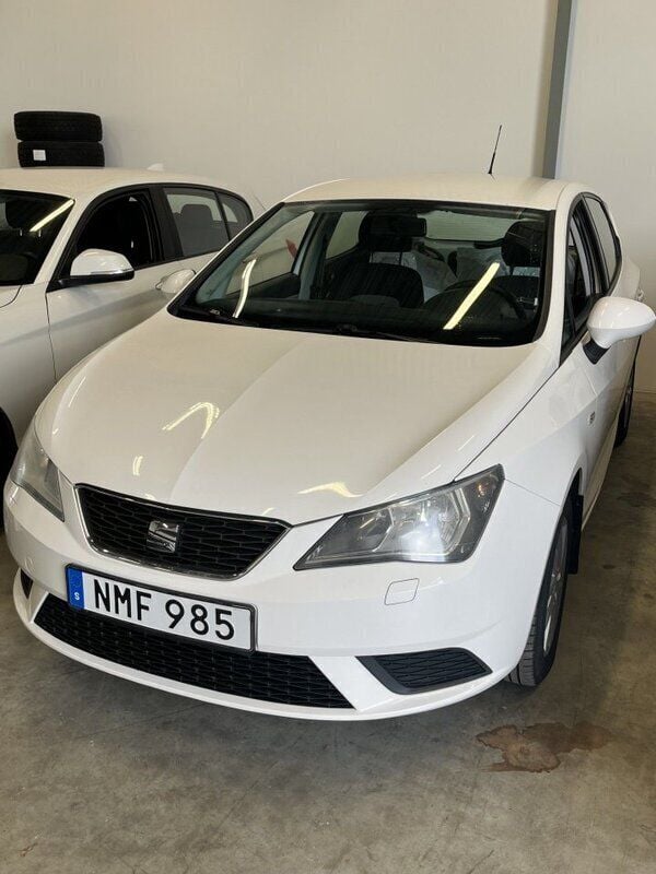 Vit Begagnad 2014 Seat Ibiza FR Halvkombi | 79 800 kr (Lite dyr) - Bild 1/3