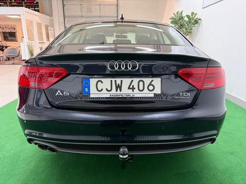 Begagnad Audi A5 S-Line 190 HK (139 kW) 2016 Blå Sportkupé