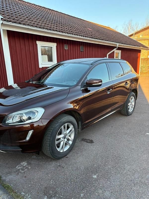 Begagnad Volvo XC60 181 HK (133 kW) 2014 SUV