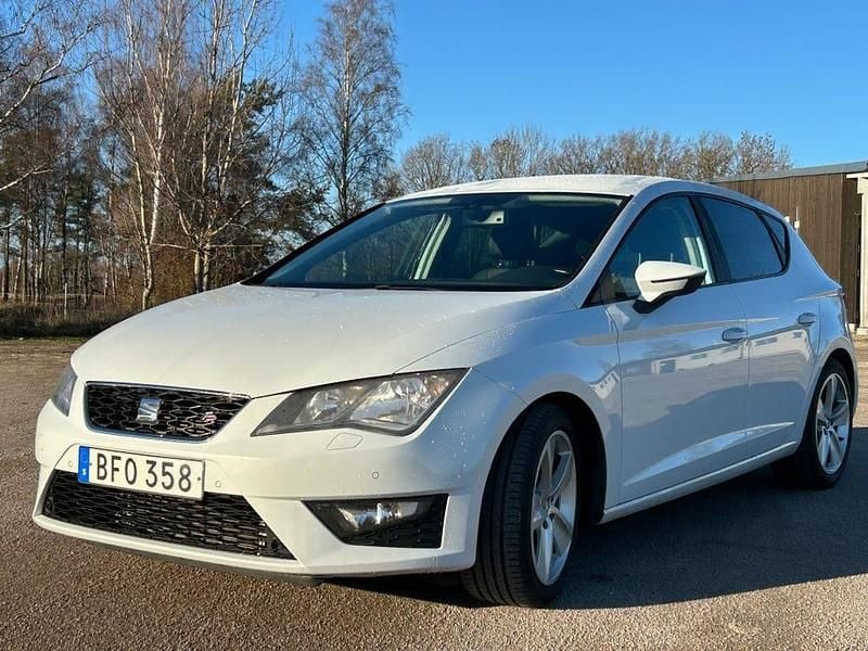 Begagnad 2014 Seat Leon FR Halvkombi | 94 500 kr (Marknadspris) - Bild 1/4