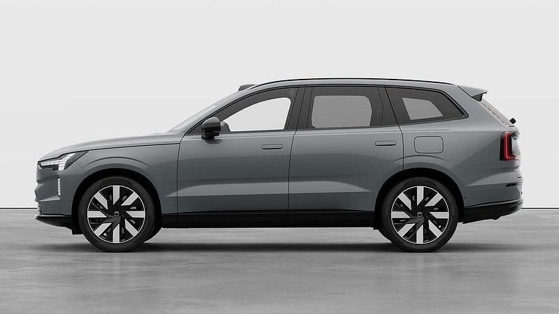 Grå Ny 2025 Volvo EX90 Ultra SUV | 1 154 600 kr (Dyr) - Bild 1/4