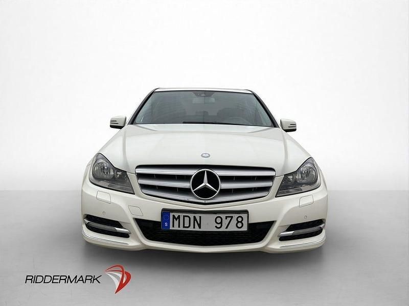 Begagnad Mercedes C180 Avantgarde 156 HK (114 kW) 2011 Vit Sedan