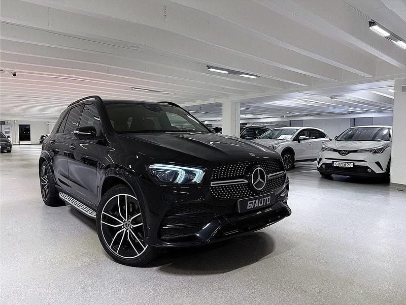 Svart Begagnad 2021 Mercedes GLE400 AMG Kombi | 749 900 kr - Bild 1/3