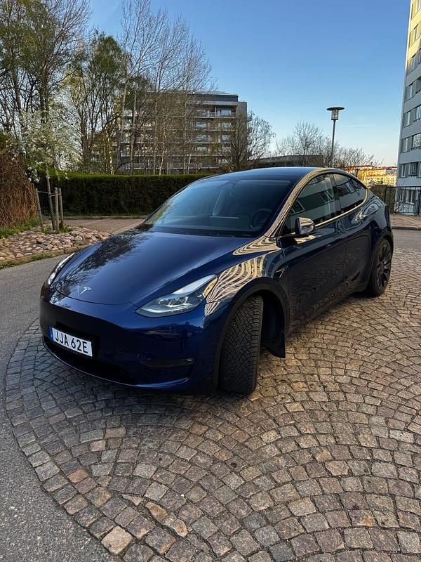 Begagnad Tesla Model Y Performance 392 kW (534 HK) 2024 SUV
