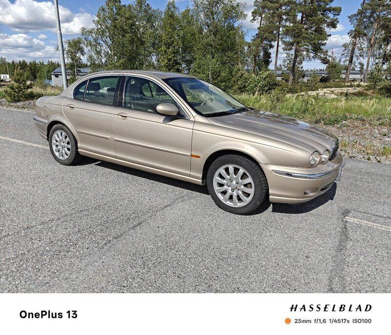 Brun Begagnad 2001 Jaguar X-type Sedan | 31 000 kr - Bild 1/4