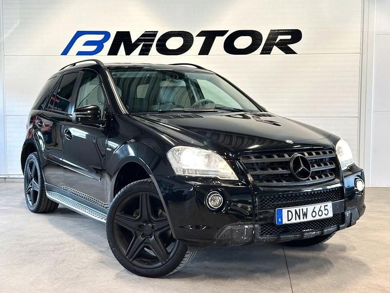 Svart Begagnad 2011 Mercedes ML350 AMG SUV | 129 900 kr (Bra pris) - Bild 1/4
