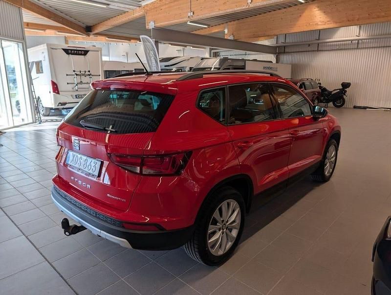 Begagnad Seat Ateca Ecomotive 116 HK (85 kW) 2016 Röd SUV