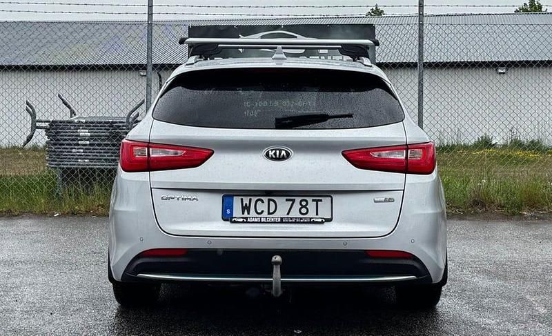 Begagnad Kia Optima Sport 205 HK (150 kW) 2019 Grå Kombi