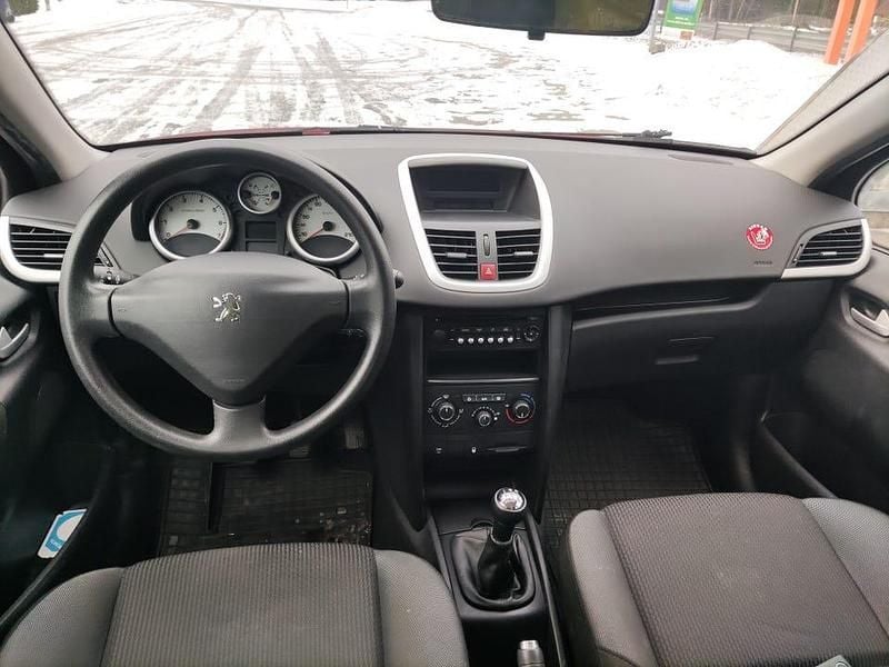 Begagnad Peugeot 207 95 HK (69 kW) 2010