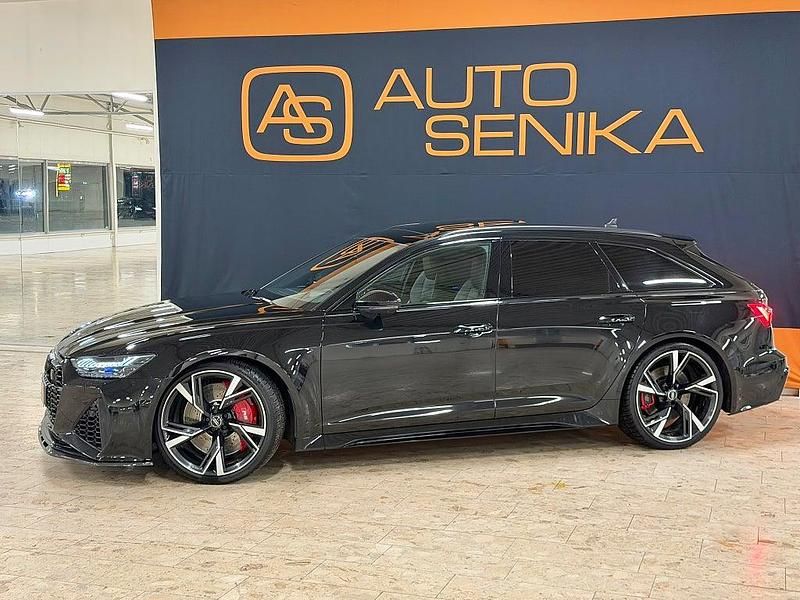 Begagnad Audi RS6 600 HK (441 kW) 2021 Svart Kombi