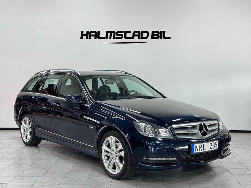 Mörkblå Begagnad 2012 Mercedes C220 Kombi | 99 500 kr (Marknadspris) - Bild 1/4