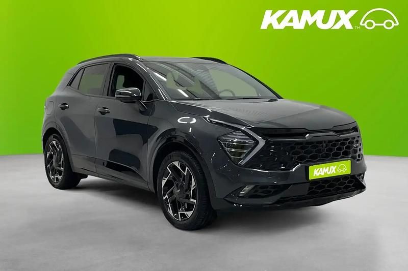 Silver/grå Begagnad 2025 Kia Sportage GT-Line SUV | 448 900 kr (Marknadspris) - Bild 1/4