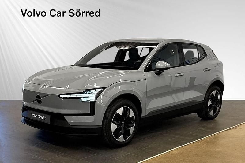Grå Begagnad 2024 Volvo EX30 Single Motor Extended Range SUV | 349 900 kr - Bild 1/4