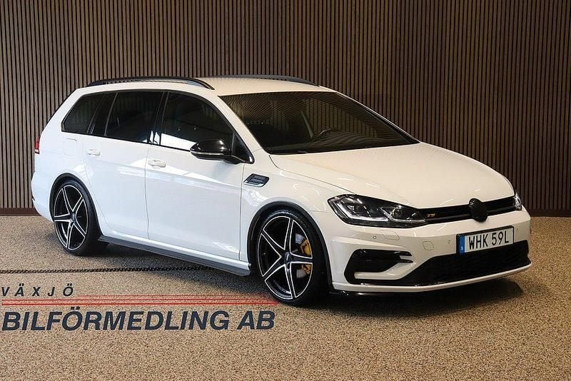 Vit Begagnad 2019 VW Golf VII GT Kombi | 189 900 kr (Marknadspris) - Bild 1/4