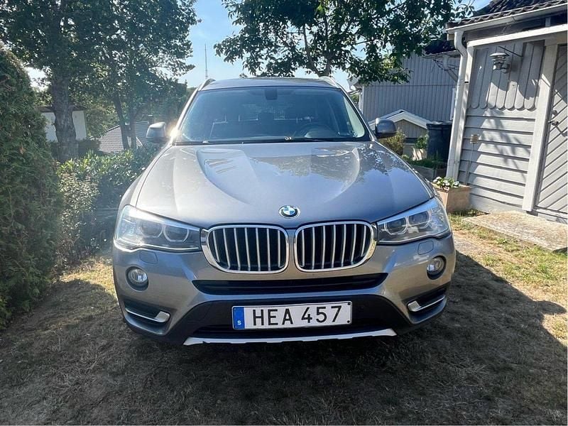 Grå Begagnad 2015 BMW X3 xLine SUV | 179 000 kr (Marknadspris) - Bild 1/4