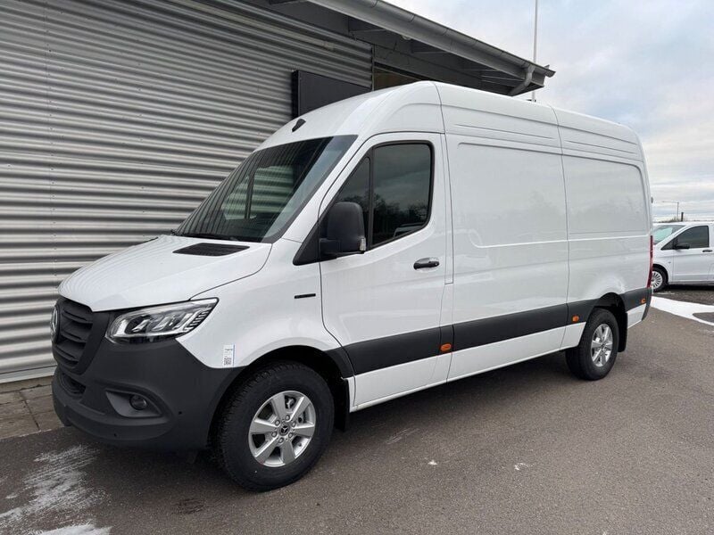 Vit (arktisk vit) Ny 2025 Mercedes E-Sprinter Van | 798 750 kr - Bild 1/4