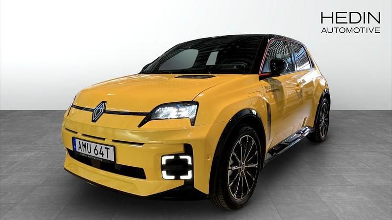 Gul (yellow) Begagnad 2025 Renault R5 Iconic Halvkombi | 441 600 kr - Bild 1/4