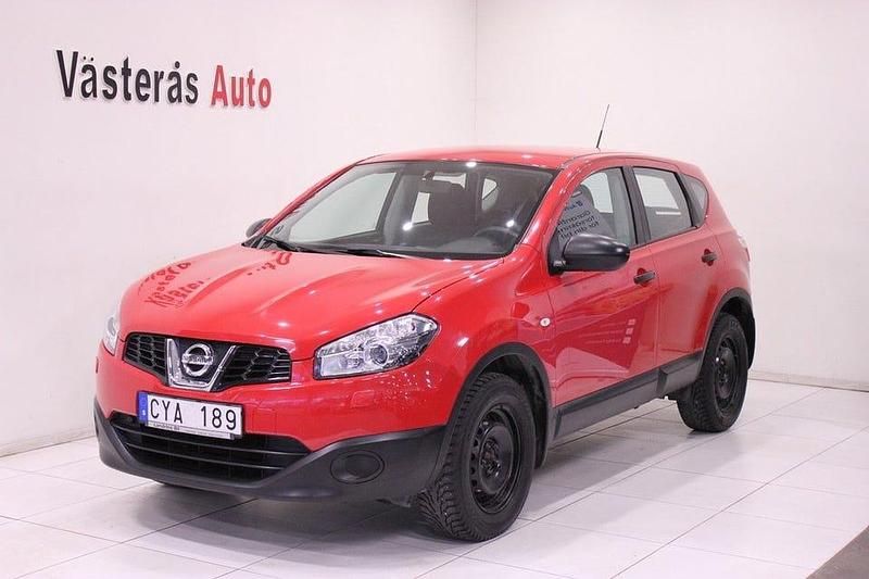 Röd Begagnad 2012 Nissan Qashqai SUV | 79 000 kr (Bra pris) - Bild 1/4