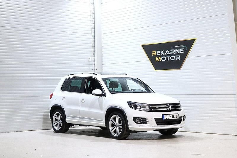 Vit Begagnad 2015 VW Tiguan R-line SUV | 134 900 kr (Lite dyr) - Bild 1/3