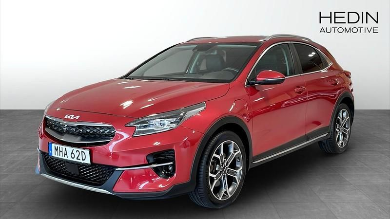 Röd (red) Begagnad 2022 Kia XCeed Advance SUV | 259 900 kr (Marknadspris) - Bild 1/4