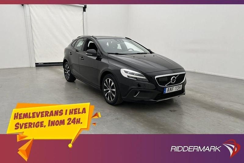 Svart Begagnad 2019 Volvo V40 CC Momentum Kombi | 189 900 kr (Marknadspris) - Bild 1/3