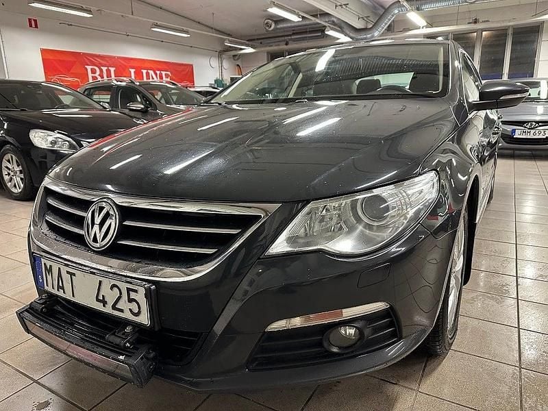 Mörkgrå Begagnad 2011 VW Passat | 59 800 kr (Marknadspris) - Bild 1/4
