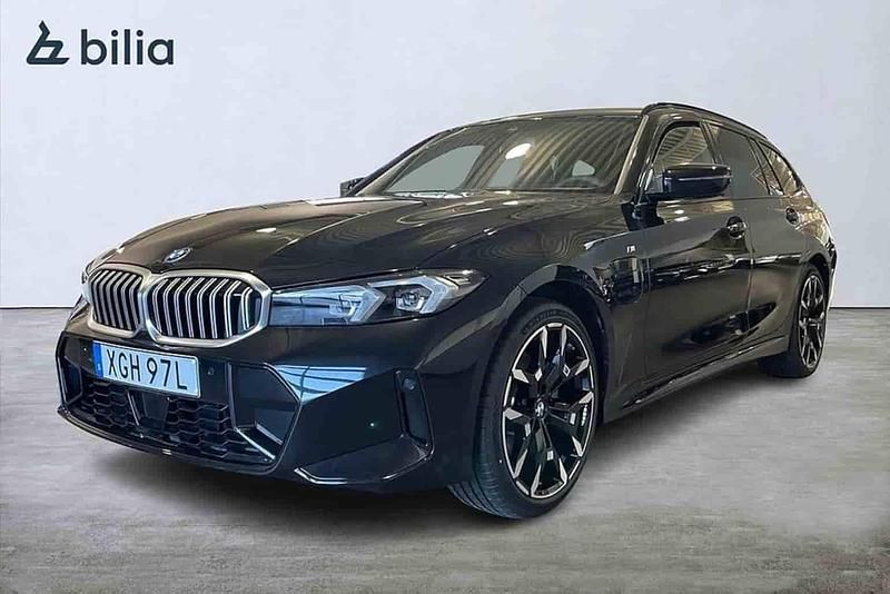 Begagnad BMW 330e 2026 Svart Kombi