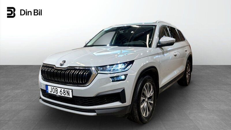 Grå Begagnad 2022 Skoda Kodiaq Adventure SUV | 379 900 kr (Marknadspris) - Bild 1/4