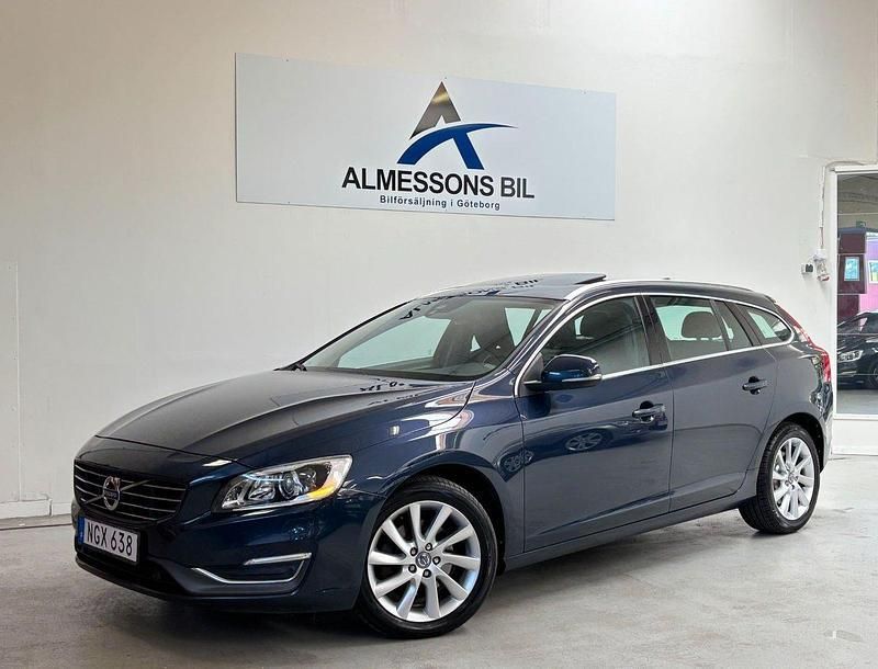 Blå Begagnad 2013 Volvo V60 Summum Kombi | 159 900 kr (Lite dyr) - Bild 1/4