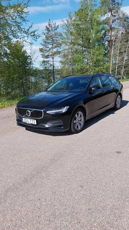 Svart Begagnad 2018 Volvo V90 Business Edition Kombi | 196 000 kr (Lite dyr) - Bild 1/4