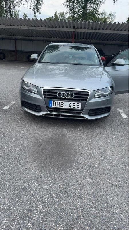 Grå Begagnad 2009 Audi A4 S-Line Kombi | 69 900 kr (Lite dyr) - Bild 1/4