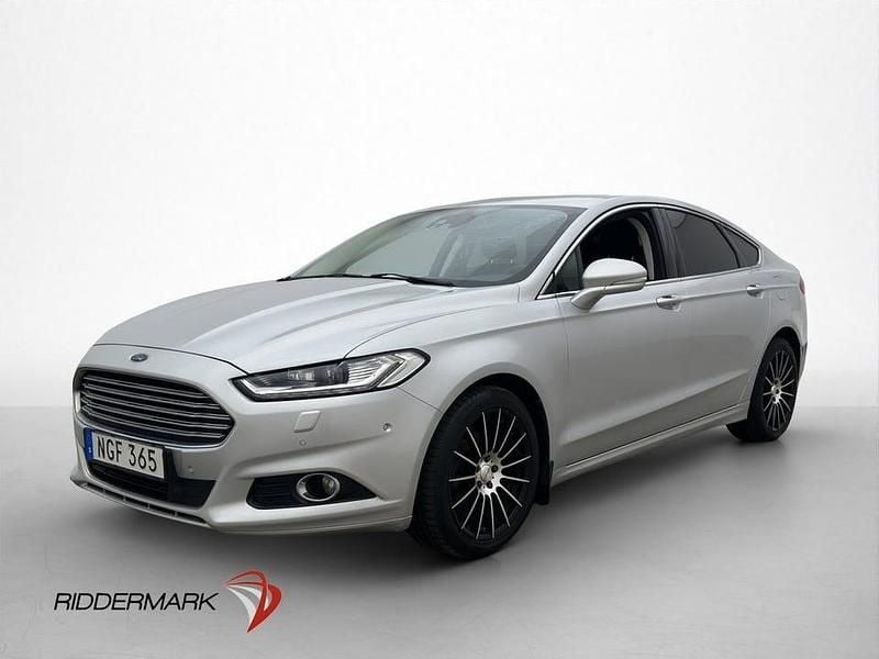 Begagnad Ford Mondeo Business Edition 180 HK (132 kW) 2016 Grå Halvkombi