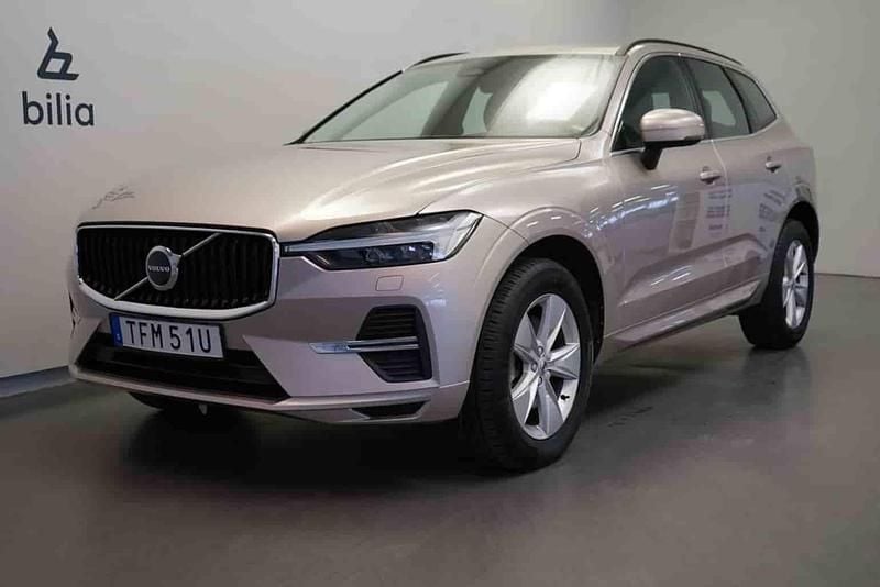 Grå Begagnad 2023 Volvo XC60 SUV | 389 500 kr (Superpris) - Bild 1/1