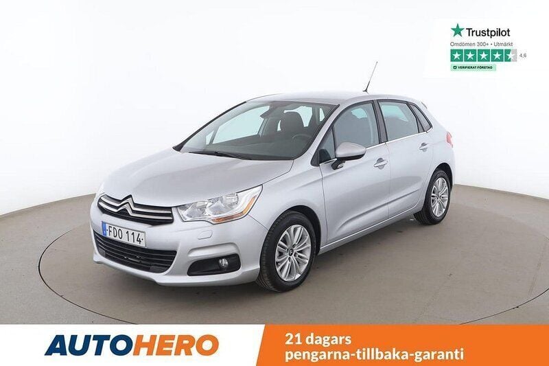 Silver Begagnad 2014 Citroën C4 Halvkombi | 85 000 kr (Bra pris) - Bild 1/4