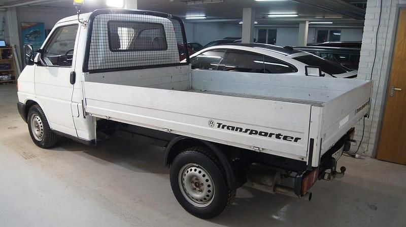 Begagnad VW T4 116 HK (85 kW) 1999 Vit Van