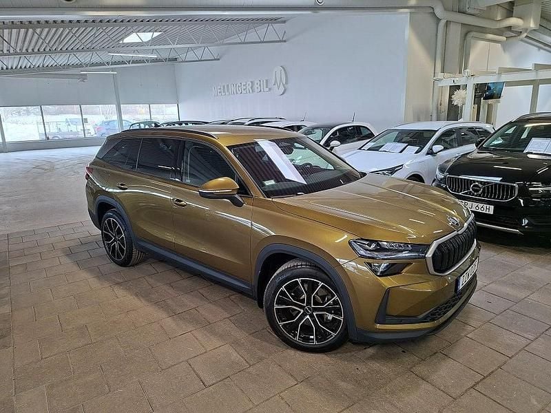 Begagnad Skoda Kodiaq Business Line 204 HK (150 kW) 2025 Gul SUV