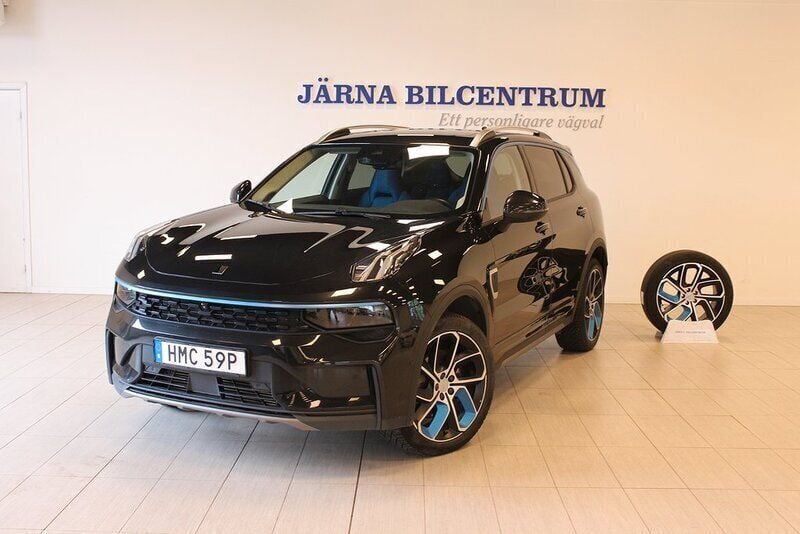Svart Begagnad 2022 Lynk & Co 01 SUV | 249 000 kr (Bra pris) - Bild 1/4