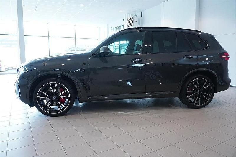 Begagnad BMW X5 M Sport 286 HK (210 kW) 2025 Okänd SUV