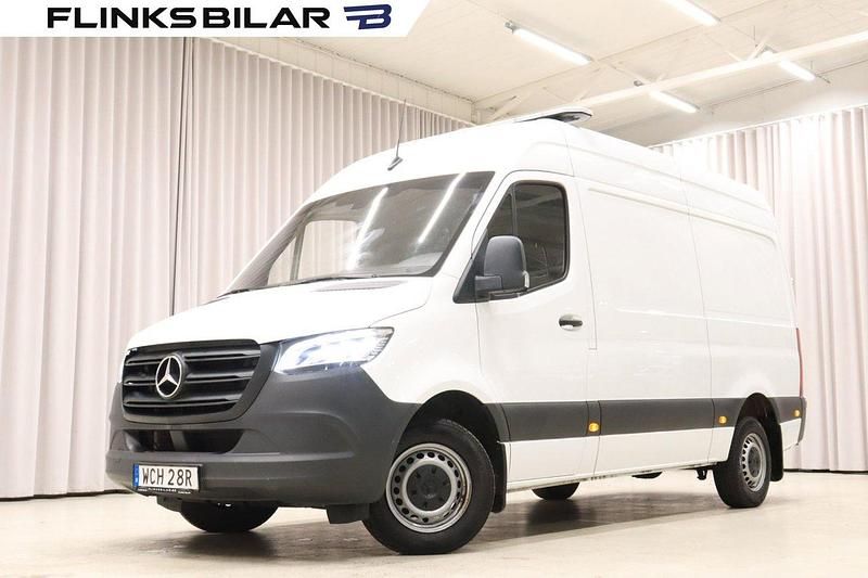 Vit Begagnad 2021 Mercedes Sprinter Van | 379 800 kr (Marknadspris) - Bild 1/4