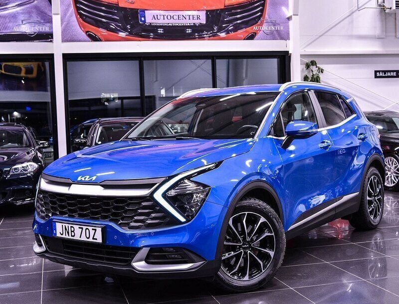 Blå Begagnad 2022 Kia Sportage SUV | 299 900 kr (Superpris) - Bild 1/4