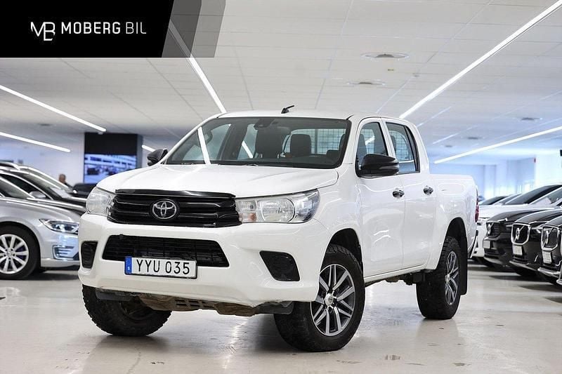 Vit Begagnad 2018 Toyota HiLux Pickup | 369 900 kr (Lite dyr) - Bild 1/3