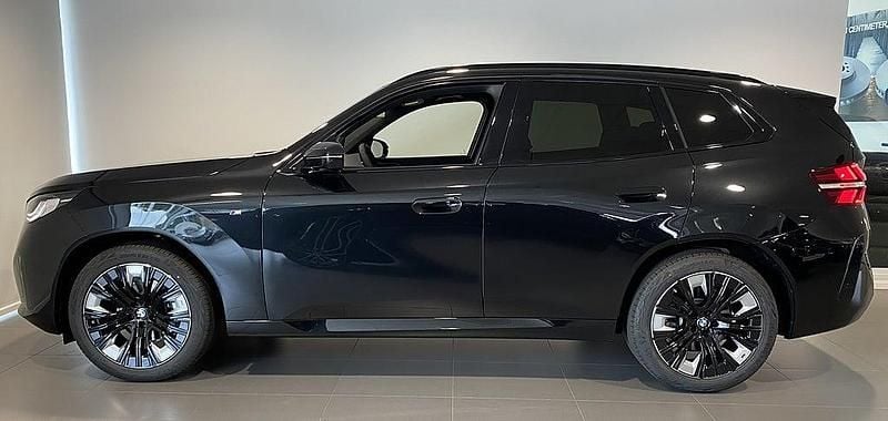 Begagnad BMW X3 M Sport 209 HK (153 kW) 2025 Svart SUV