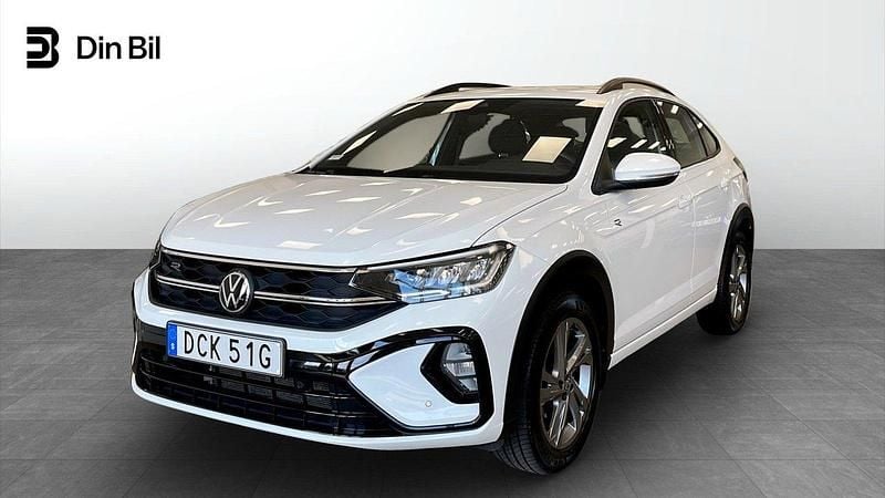 Vit Begagnad 2024 VW Taigo R-line SUV | 279 800 kr (Marknadspris) - Bild 1/4