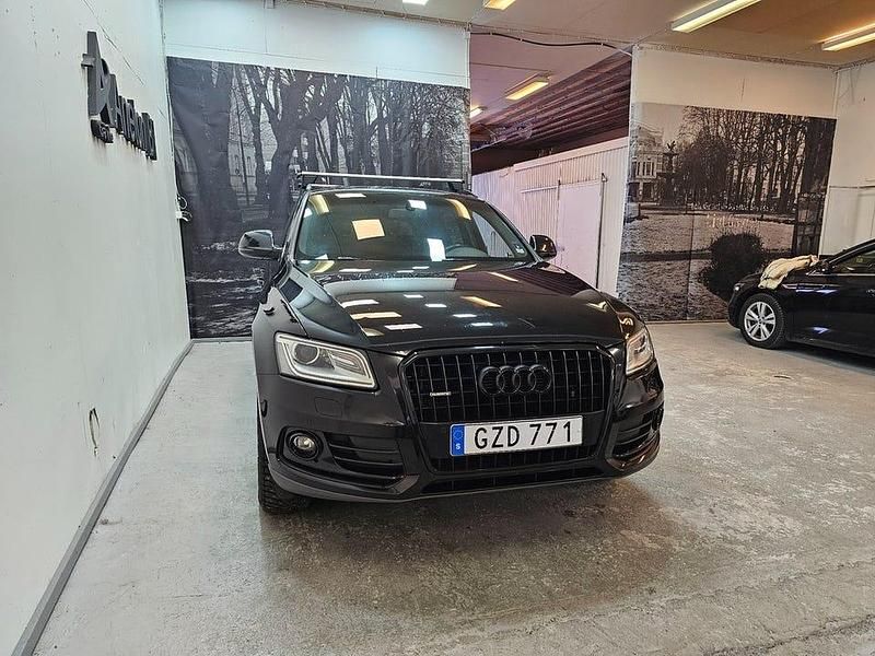 Begagnad Audi Q5 Black Edition 190 HK (139 kW) 2015 Svart SUV