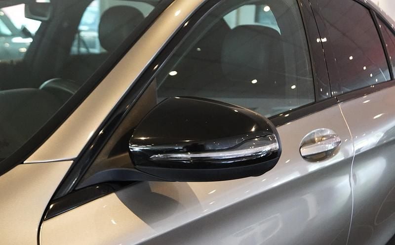 Begagnad Mercedes C300 2020 Silver Sedan