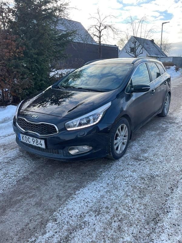 Begagnad 2015 Kia Ceed Sportswagon Kombi | 85 000 kr (Marknadspris) - Bild 1/4