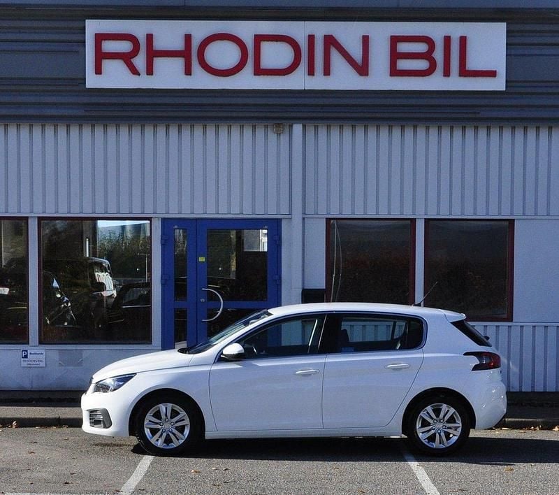 Banquise white Begagnad 2019 Peugeot 308 Allure Halvkombi | 119 900 kr (Bra pris) - Bild 1/4
