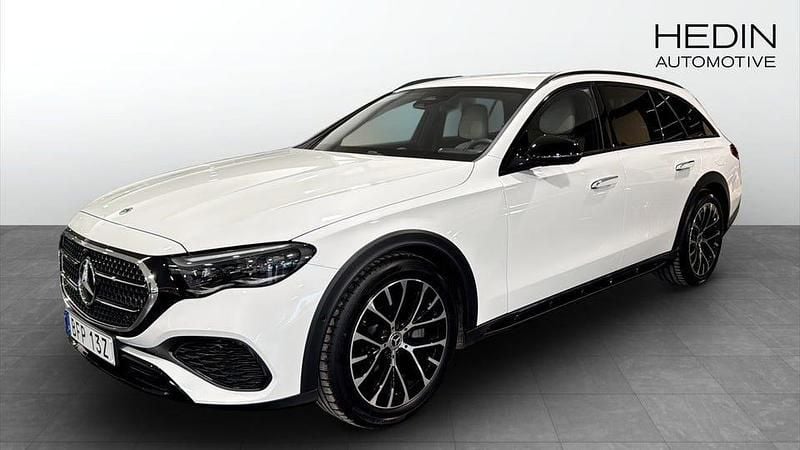 Vit Begagnad 2025 Mercedes E300 Avantgarde Edition | 759 000 kr (Dyr) - Bild 1/4